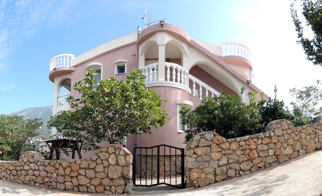 Tea-Dream House Apartment Cesarica Exterior photo